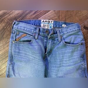 Ariat Men's Slim Fit Light Blue M7 28/34 Jeans